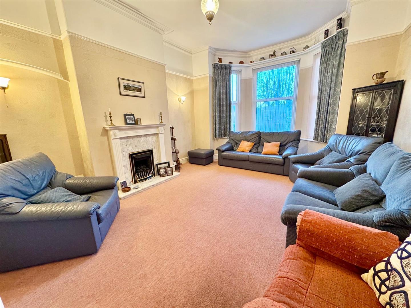 PHOTO-2025-11-05-12-11-23 (19).jpg